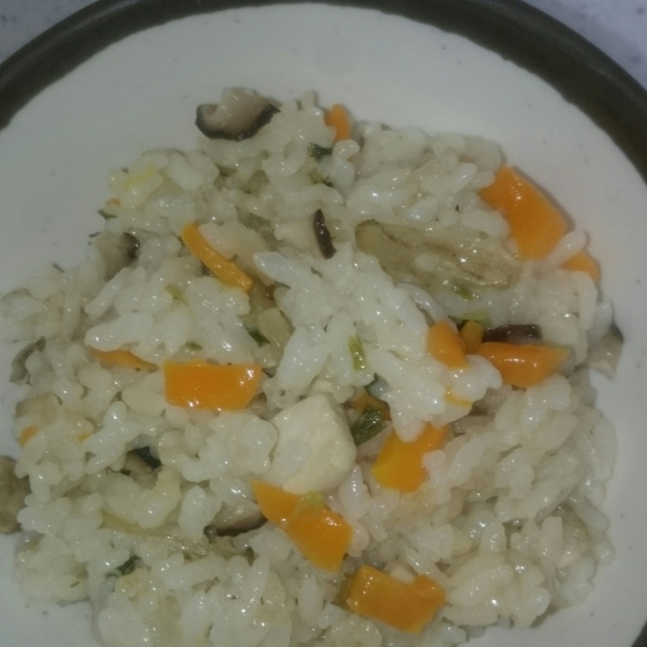 離乳食完了期 鶏ごぼうの炊き込みご飯 レシピ 作り方 By Ara 楽天レシピ